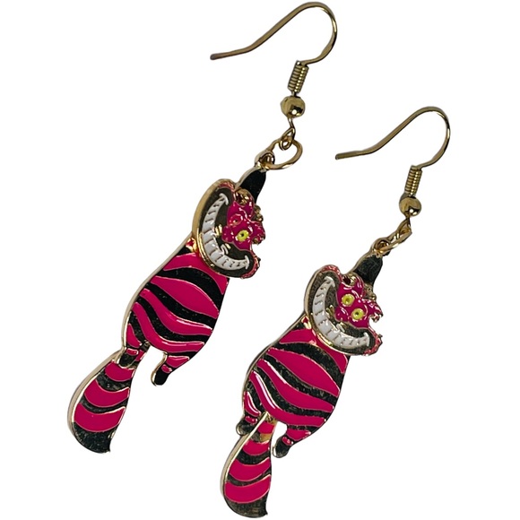 Alice in wonderland Cheshire Cat pink metal earrings NEW - Picture 3 of 7